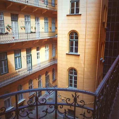 Jozsef Krt 3Br - Near Corvin Lägenhet Budapest Exteriör bild