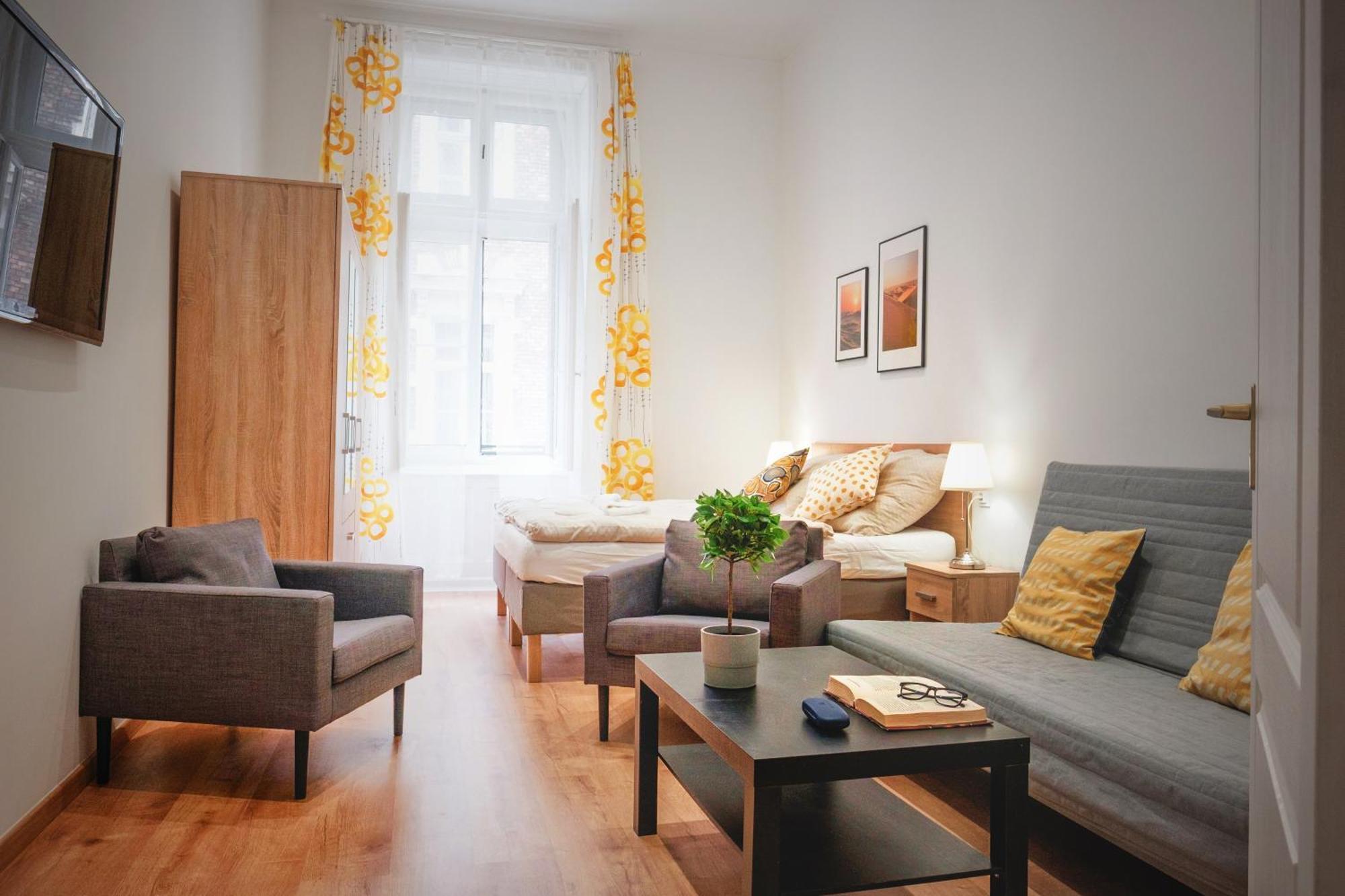 Jozsef Krt 3Br - Near Corvin Lägenhet Budapest Exteriör bild