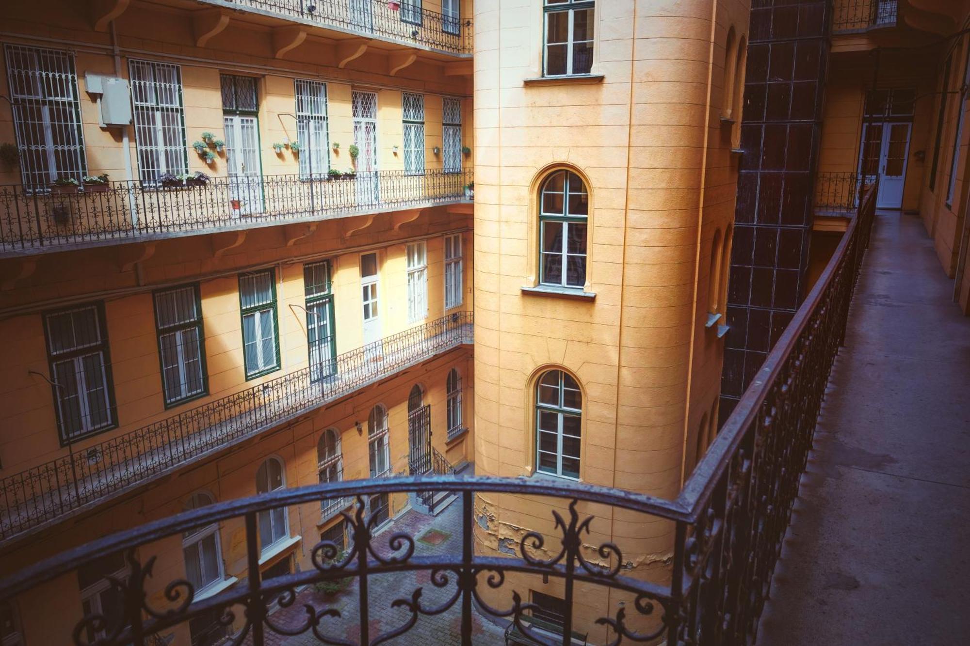 Jozsef Krt 3Br - Near Corvin Lägenhet Budapest Exteriör bild